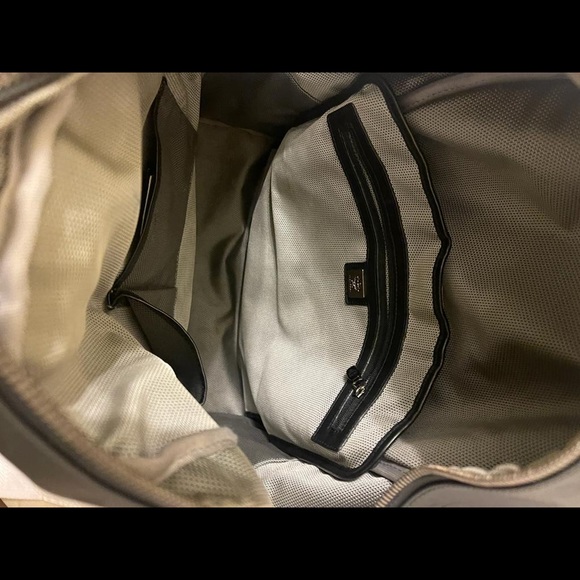 ❌SOLD❌Extra large MCM backpack in excellent condition - Picture 8 of 11